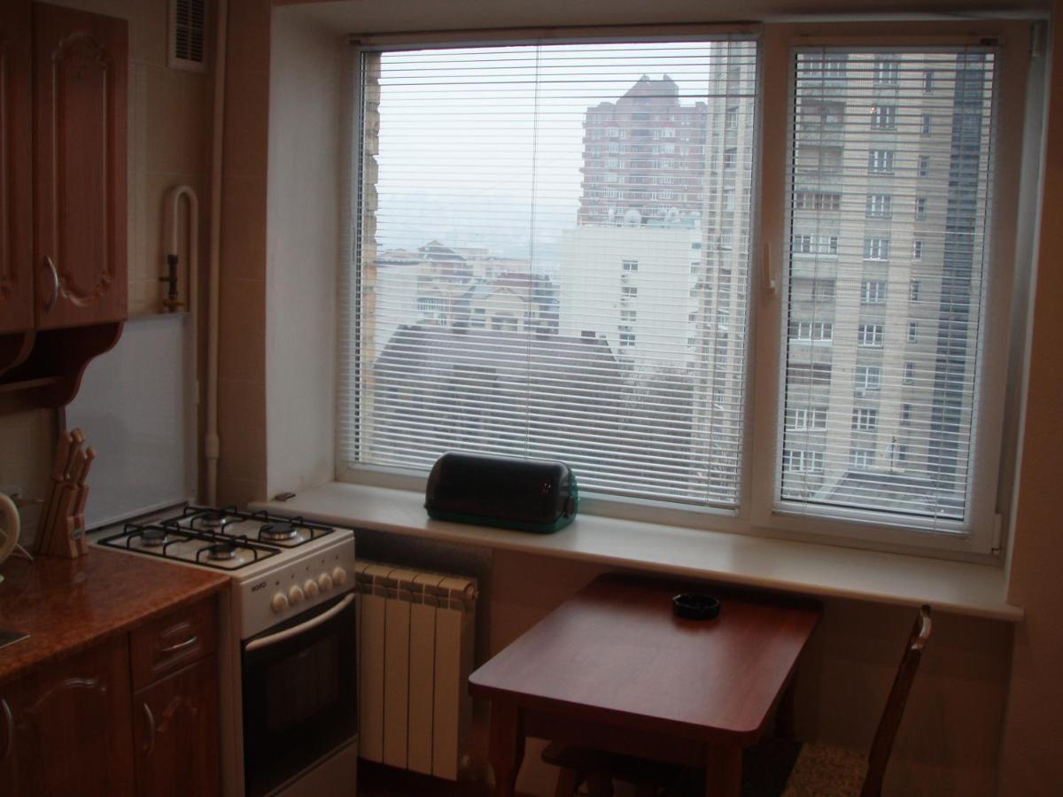 Квартира На Тургеневской Kiev Exterior foto
